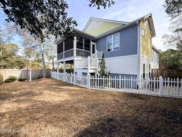 229 NE 43rd Street, Oak Island, NC 28465