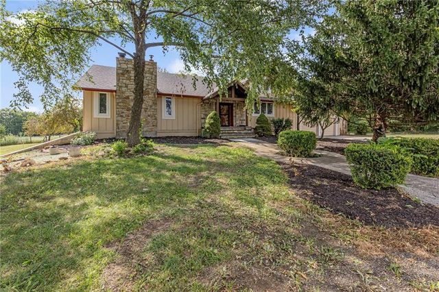 24510 Hospital Drive, Paola, KS 66071