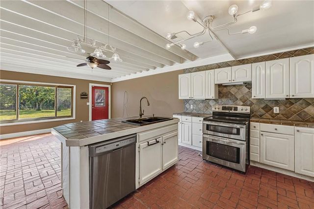 24510 Hospital Drive, Paola, KS 66071