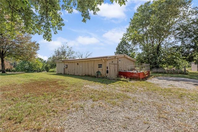 24510 Hospital Drive, Paola, KS 66071