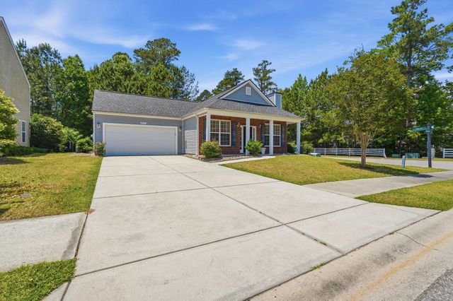 4757 Farm Lake Dr., Myrtle Beach, SC 29579