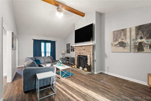 3202 Childers Drive, Jeffersonville, IN 47130