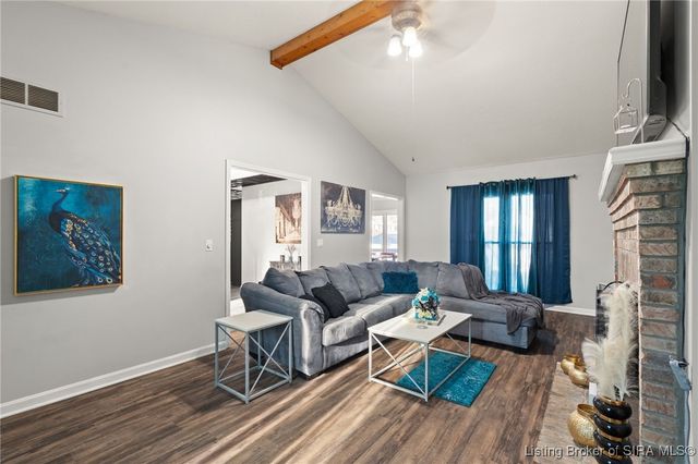 3202 Childers Drive, Jeffersonville, IN 47130