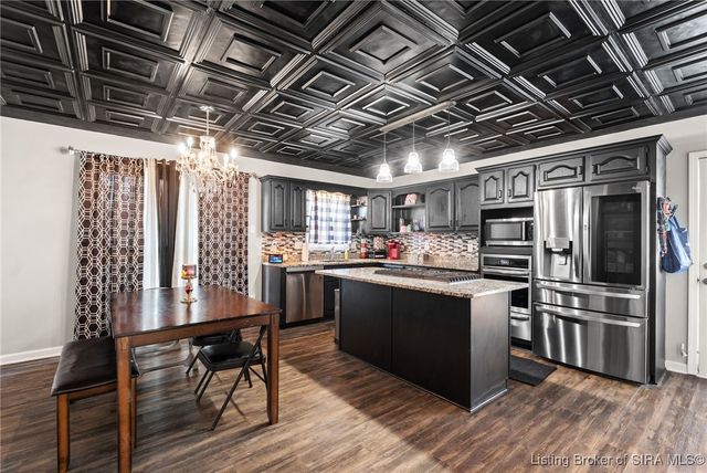 3202 Childers Drive, Jeffersonville, IN 47130