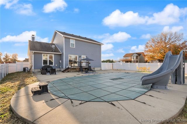 3202 Childers Drive, Jeffersonville, IN 47130