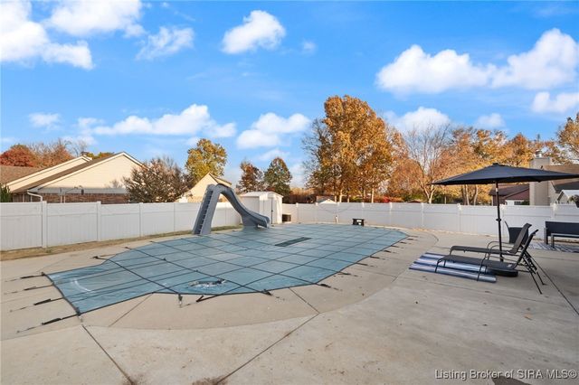 3202 Childers Drive, Jeffersonville, IN 47130