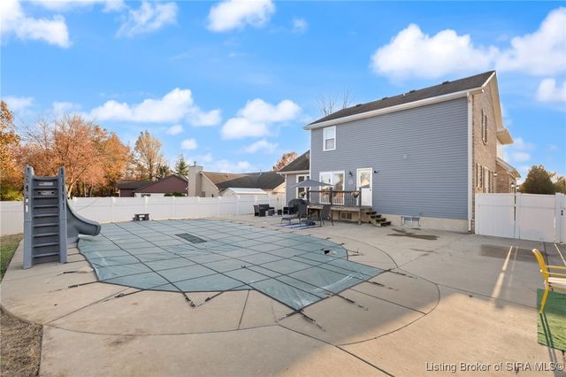 3202 Childers Drive, Jeffersonville, IN 47130