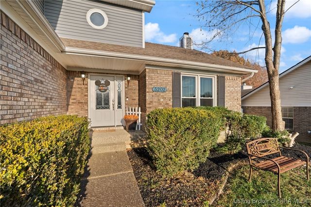 3202 Childers Drive, Jeffersonville, IN 47130