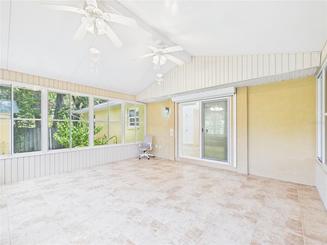 11236 N RAIN POINT, Inglis, FL 34449