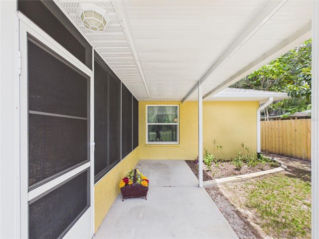11236 N RAIN POINT, Inglis, FL 34449