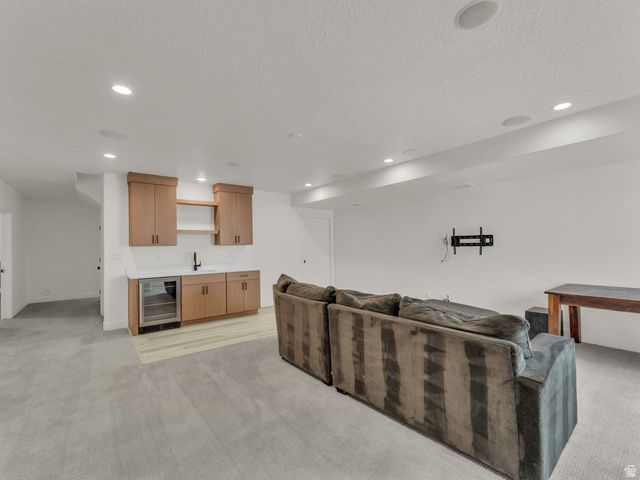 11609 S DORIAN DR, South Jordan, UT 84009