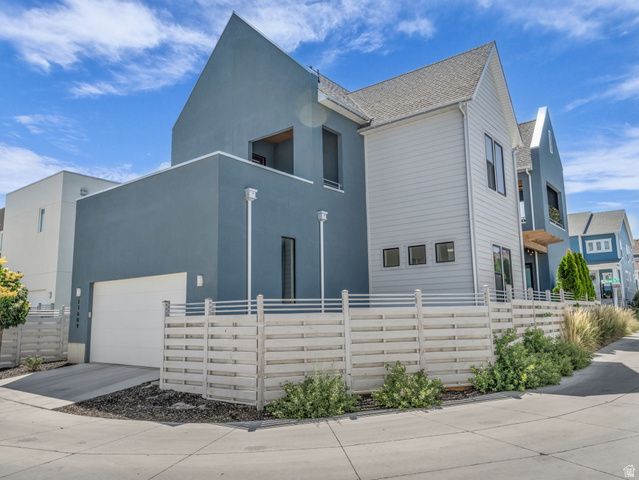 11609 S DORIAN DR, South Jordan, UT 84009