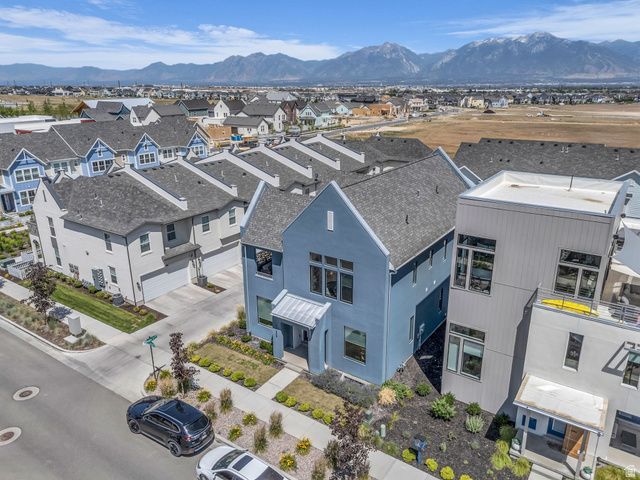 11609 S DORIAN DR, South Jordan, UT 84009