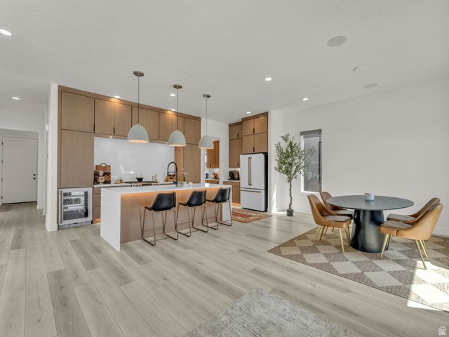 11609 S DORIAN DR, South Jordan, UT 84009