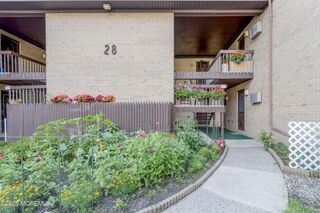 28 Meadow Green Circle, C, Manalapan, NJ 07726