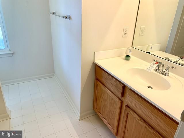 8014 EASTON VILLAGE DR, Easton, MD 21601