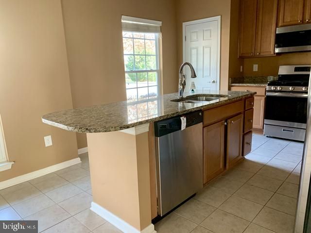 8014 EASTON VILLAGE DR, Easton, MD 21601