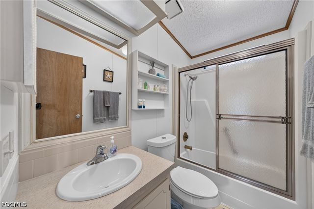 3032 Bounty LN, St James City, FL 33956