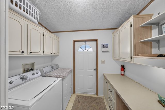 3032 Bounty LN, St James City, FL 33956