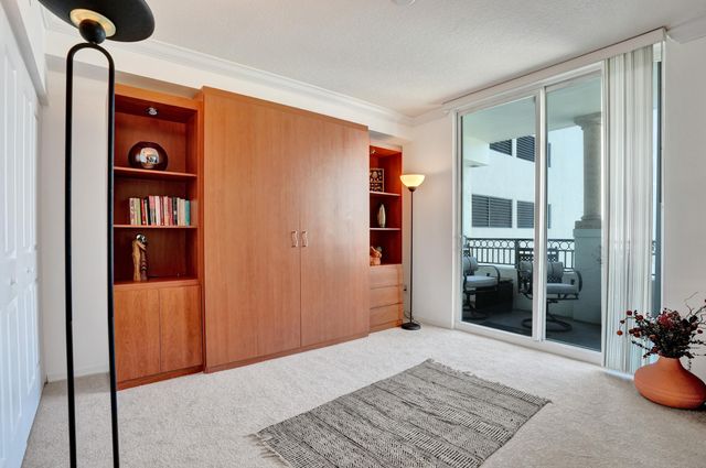 600 S Dixie Highway 352, West Palm Beach, FL 33401