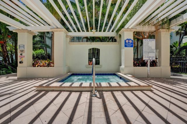 600 S Dixie Highway 352, West Palm Beach, FL 33401