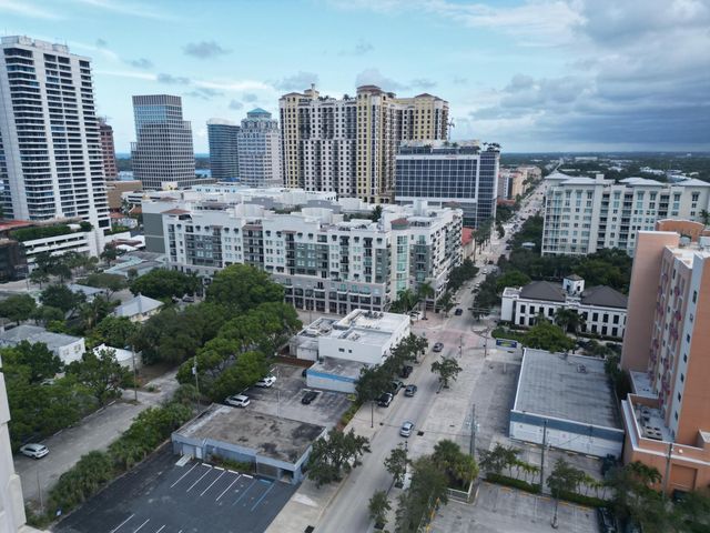 600 S Dixie Highway 352, West Palm Beach, FL 33401