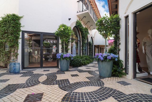 600 S Dixie Highway 352, West Palm Beach, FL 33401