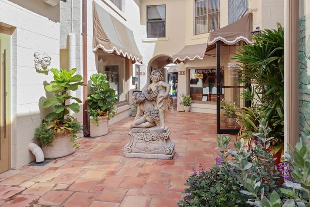 600 S Dixie Highway 352, West Palm Beach, FL 33401