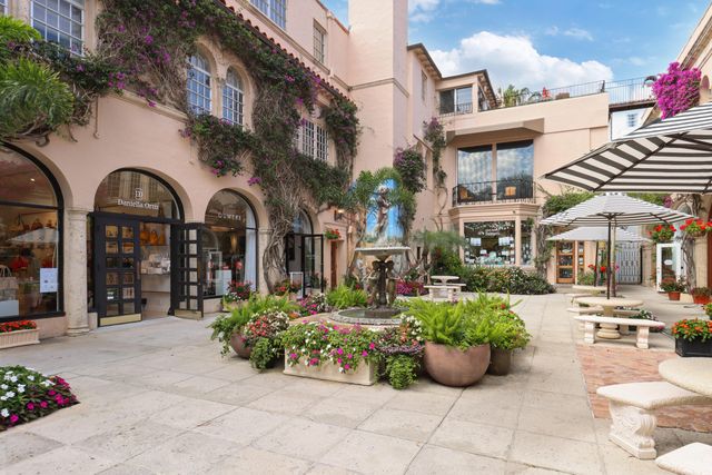 600 S Dixie Highway 352, West Palm Beach, FL 33401