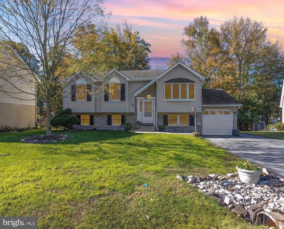 Image 1 of property listing at 5 KINGS CT, Elkton, MD 21921