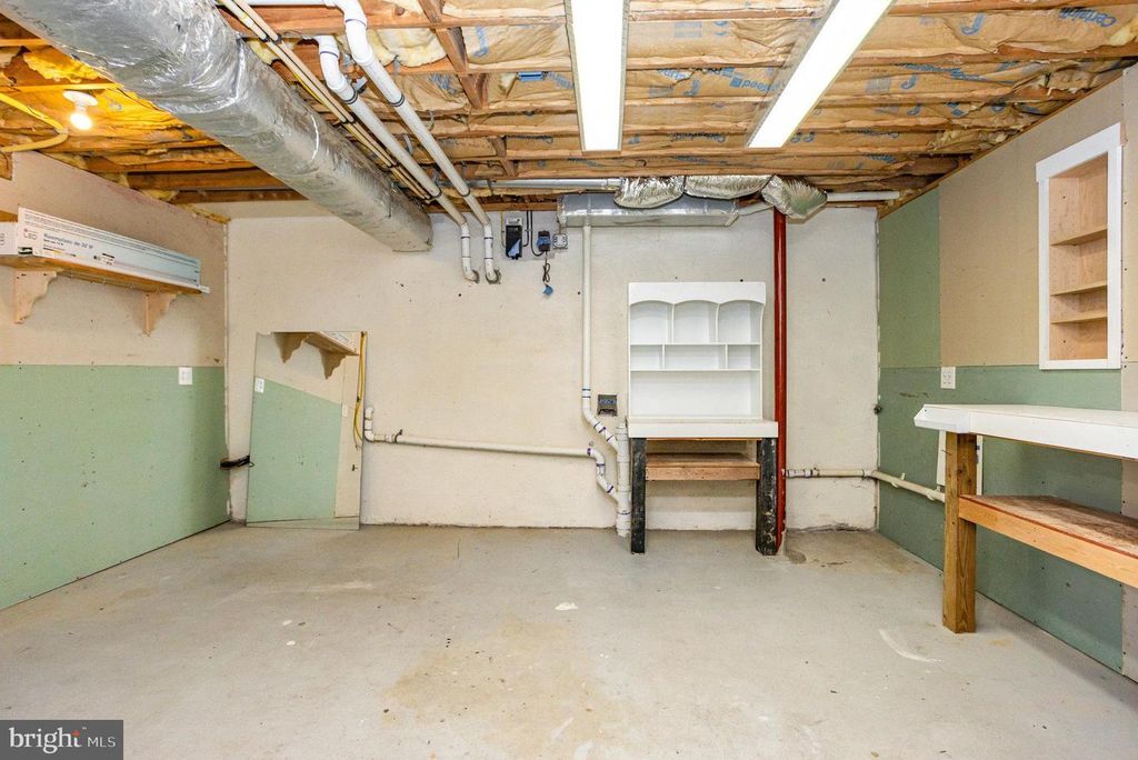 Image 25 of property listing at 5 KINGS CT, Elkton, MD 21921