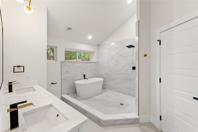 114 Hollywood Drive, Glenn Heights, TX 75154