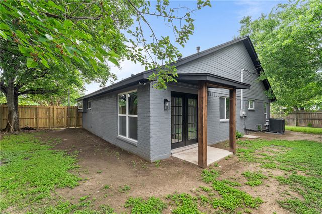 114 Hollywood Drive, Glenn Heights, TX 75154