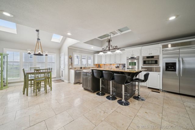 8120 E 112th Street North, Owasso, OK 74055