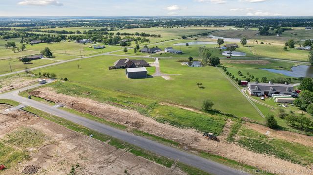 8120 E 112th Street North, Owasso, OK 74055