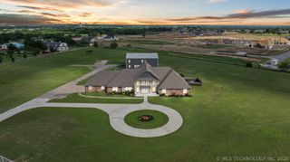8120 E 112th Street North, Owasso, OK 74055