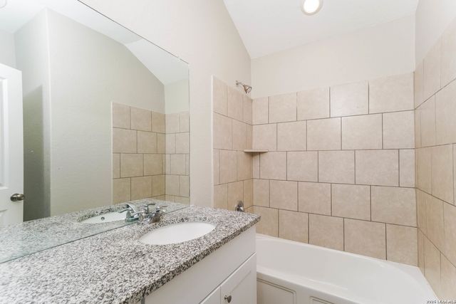 1204 Treehouse, New Braunfels, TX 78130