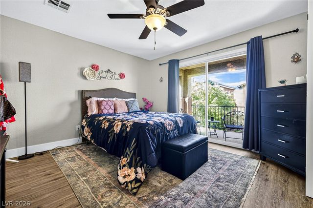 8796 Salvestrin Point Avenue, Las Vegas, NV 89148