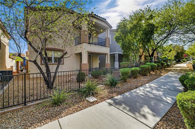 8796 Salvestrin Point Avenue, Las Vegas, NV 89148