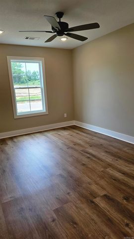 2212 S 19th Street, Paragould, AR 72450