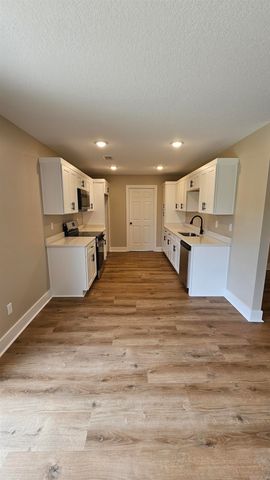 2212 S 19th Street, Paragould, AR 72450