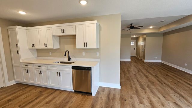 2212 S 19th Street, Paragould, AR 72450