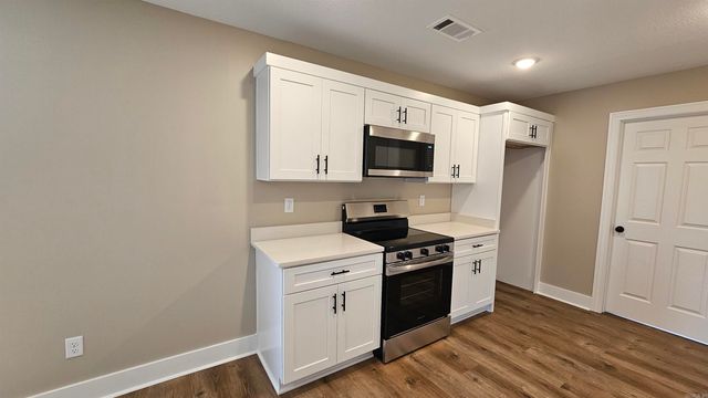 2212 S 19th Street, Paragould, AR 72450