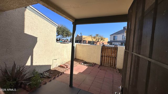 7801 N 44TH Drive, Glendale, AZ 85301