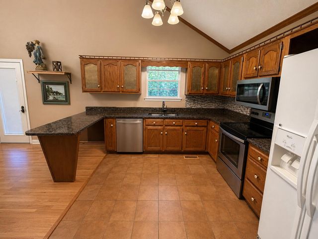 8516 Oak View Drive, Chattanooga, TN 37421