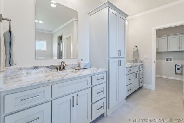 17576 S 52nd East Avenue, Bixby, OK 74008