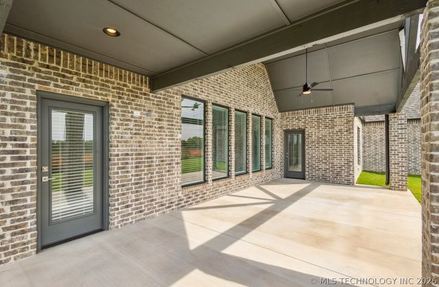 17576 S 52nd East Avenue, Bixby, OK 74008