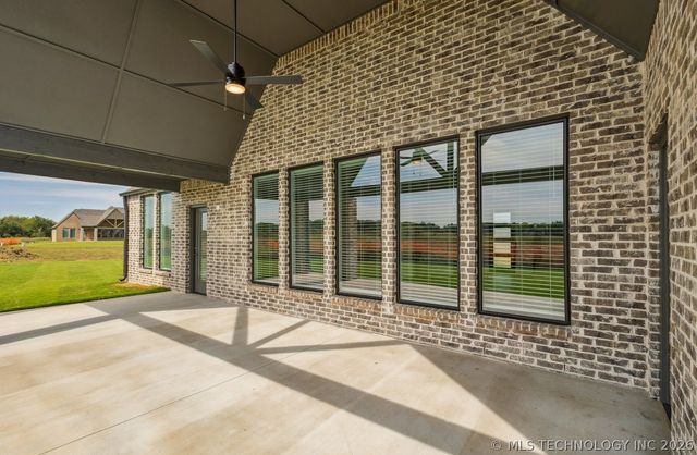 17576 S 52nd East Avenue, Bixby, OK 74008