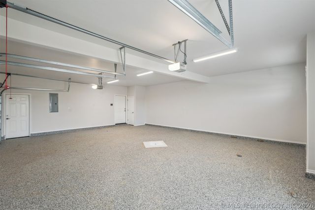 17576 S 52nd East Avenue, Bixby, OK 74008