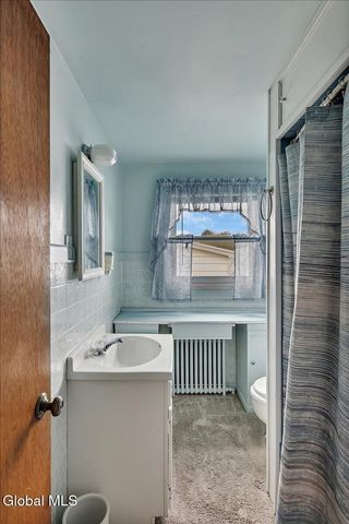 32 Bonheim Street, Albany, NY 12204